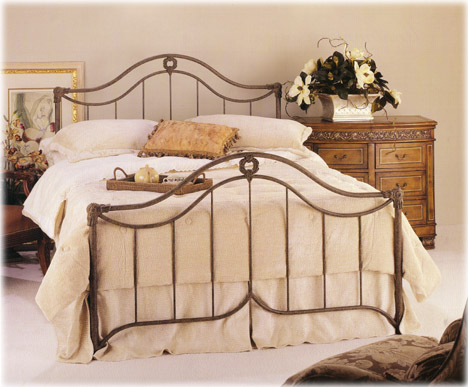 1081 Montgomery bed